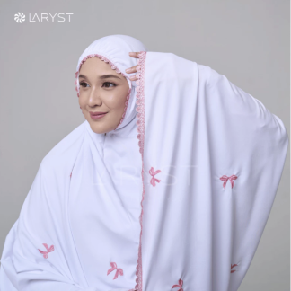 LARYST Women WHITE Prayer Set with bow embroidery